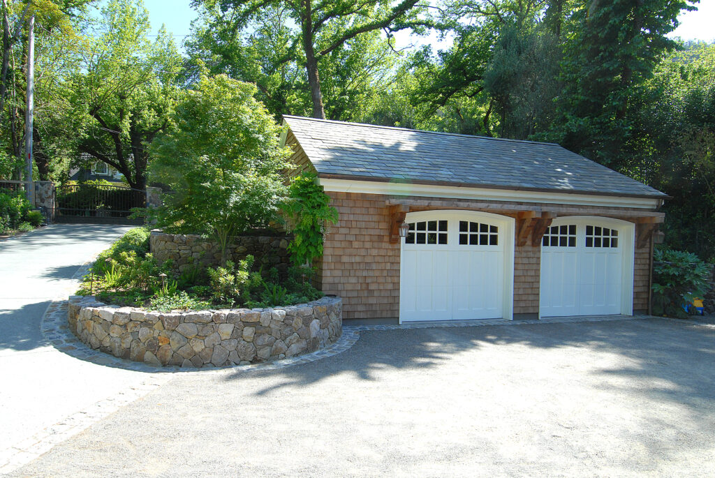 Craftsman Home in the Park - Garage
